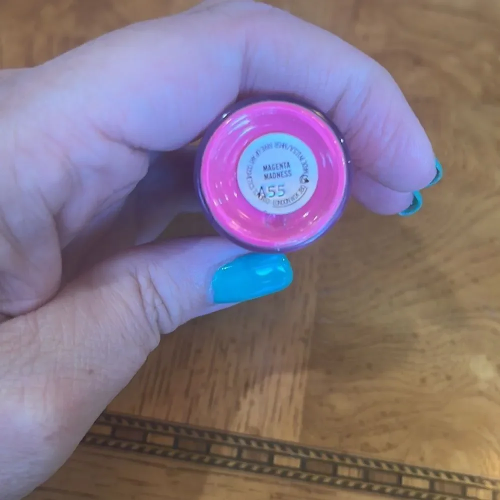 MAC Magenta Madness 855 Pigment + Sealed Pink Glitter Bundle DISCONTINUED